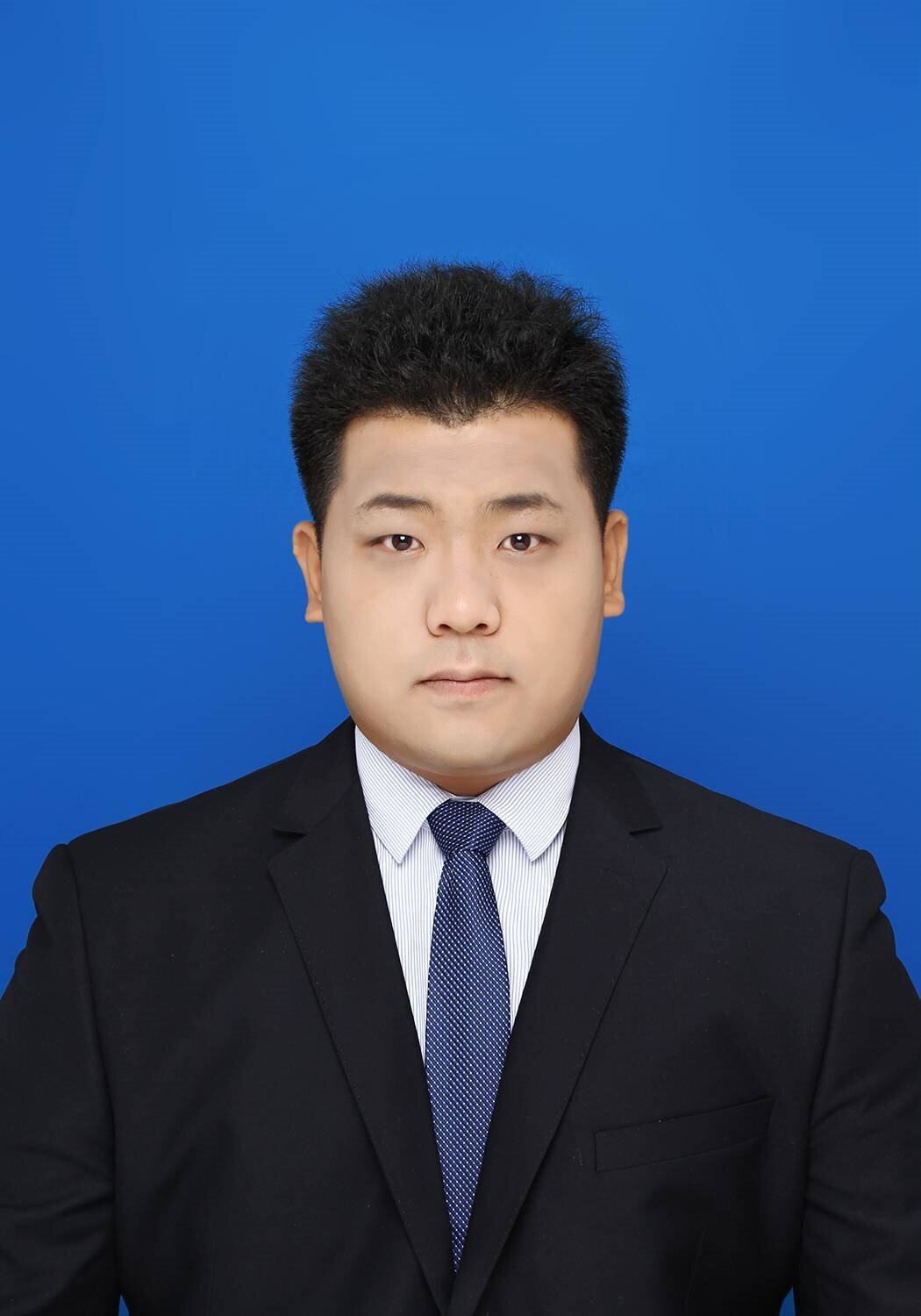 晋一巍